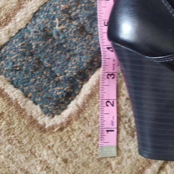 American Eagle boots - Picture 5 of 7